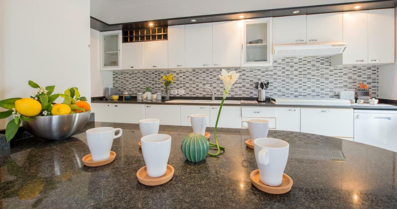Вілла Aranci 99 House Сорренто Екстер'єр фото