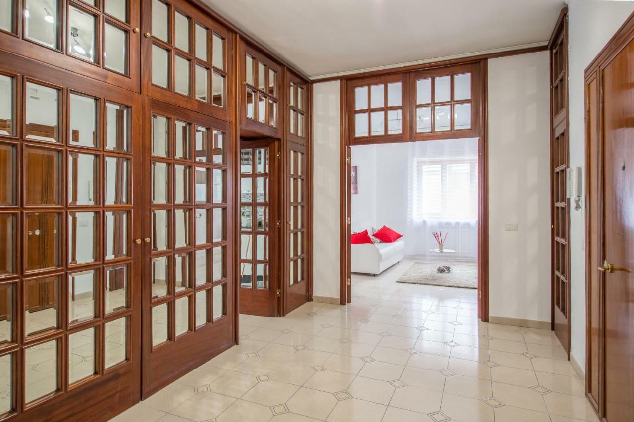 Вілла Aranci 99 House Сорренто Екстер'єр фото