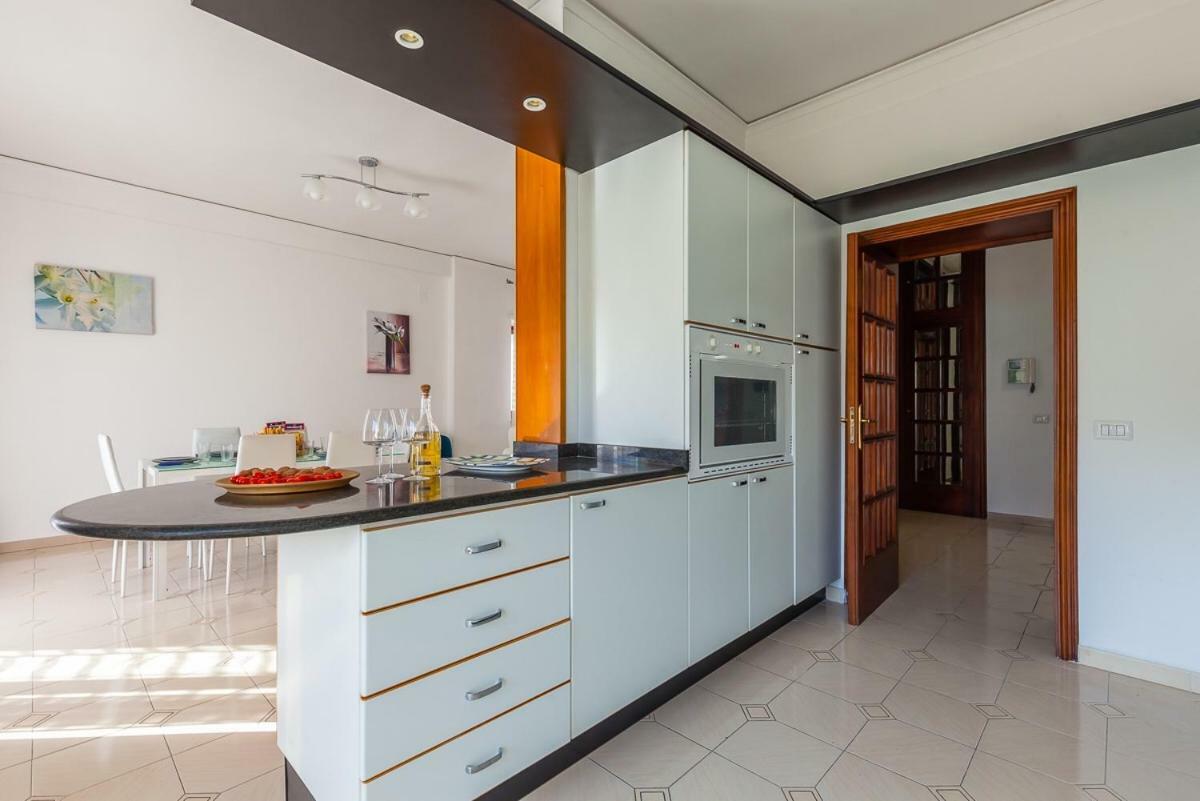 Вілла Aranci 99 House Сорренто Екстер'єр фото